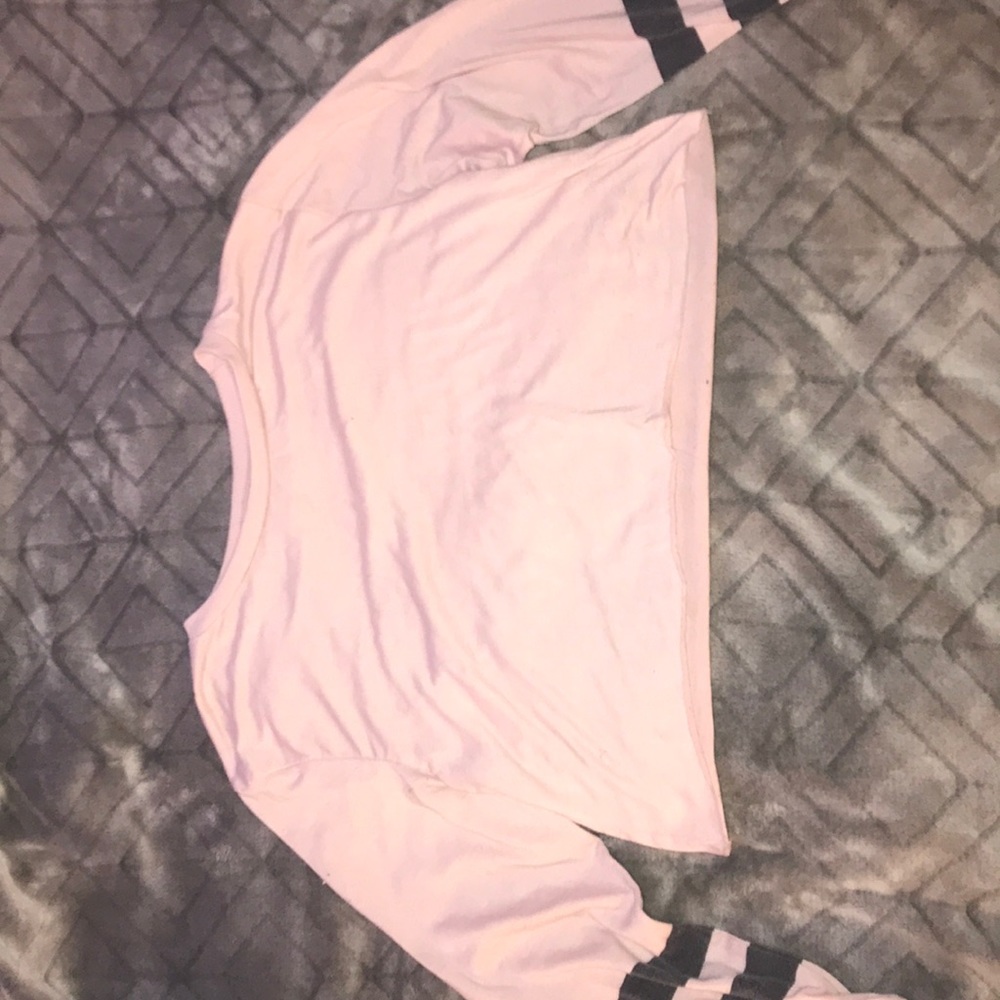 Crop top/ long sleeves